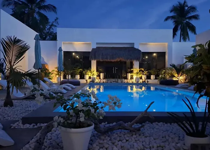 Coco Del Rey Hotel